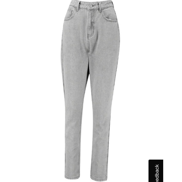 Boohoo High Waisted Mom Jean Size: 4 - Picture 3 of 6